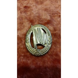 Знак офицерский ГДР NVA  №184 231