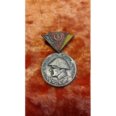 Медаль за волю и отвагу 2 степени ГДР №186 230