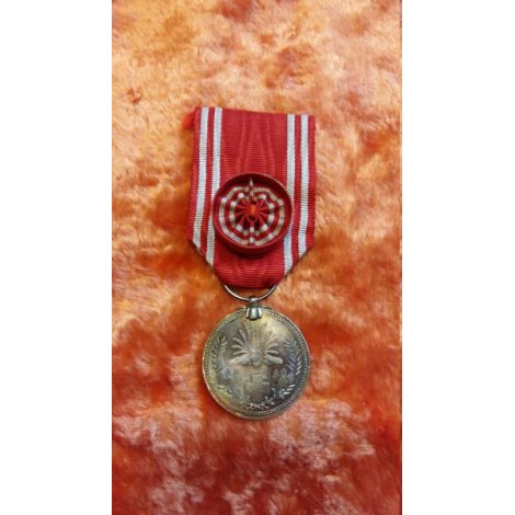 Япония 2 ВОВ орден чести долга №18 147